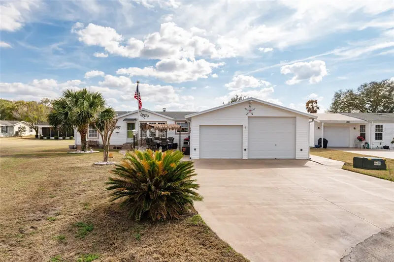 563 Sw 78th Ct, FL