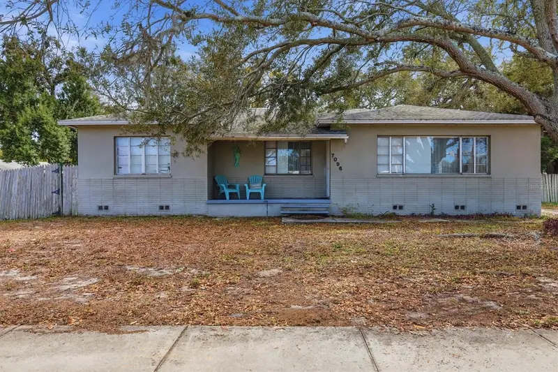 7096 54th Ave N, FL