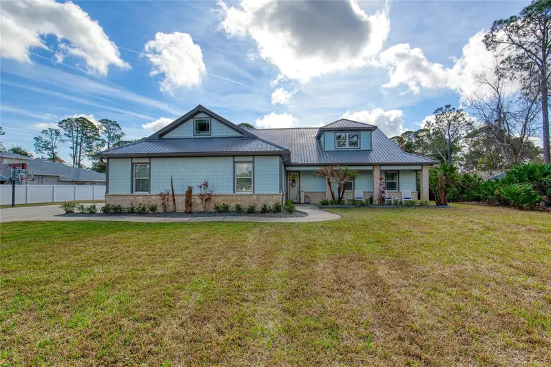 108 Pine Tree Dr, FL