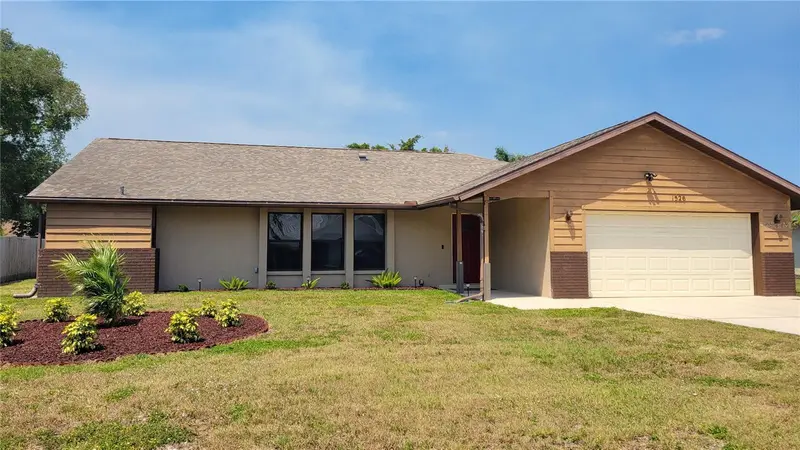 1526 Georgetowne Ln, FL