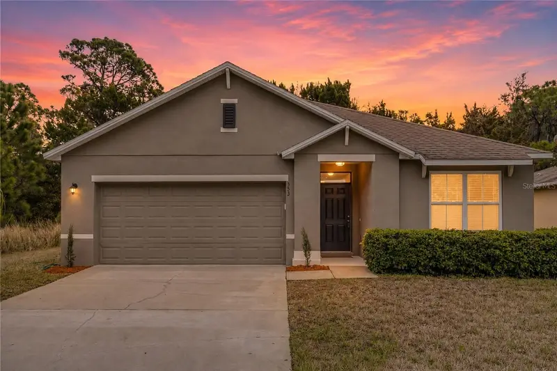 353 Admiralty Ct, FL