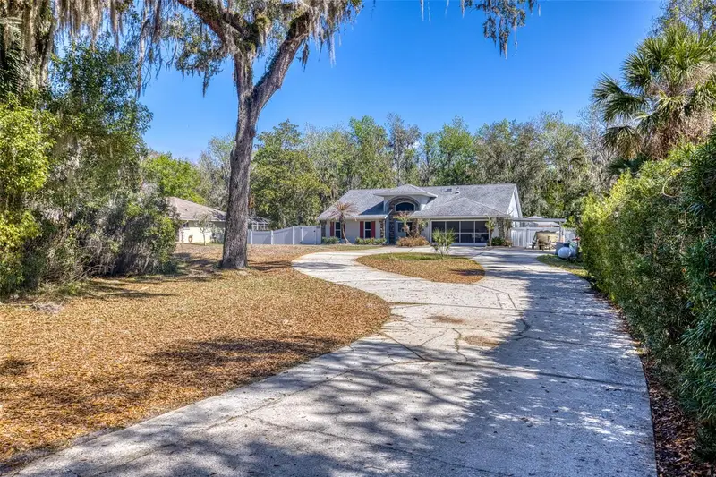 893 Bolton Rd, FL