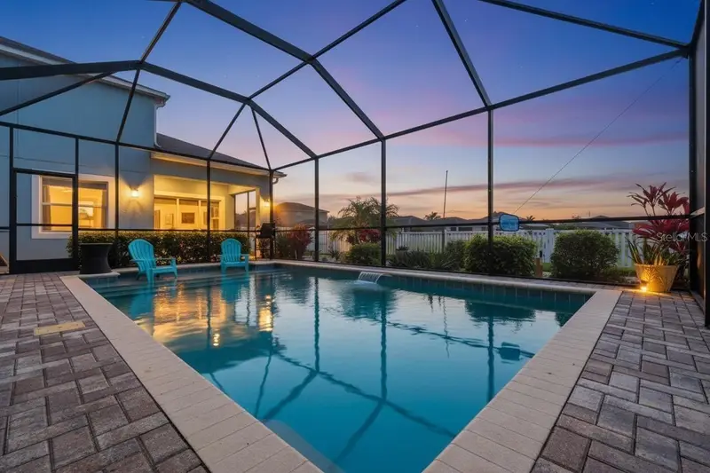 2443 Dovesong Trace Dr, FL
