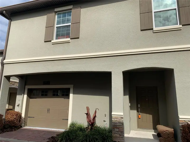 1353 Shinnecock Hills Dr, FL