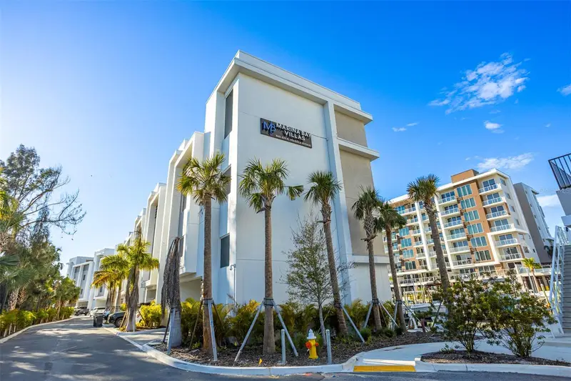 870 N Osceola Ave, FL
