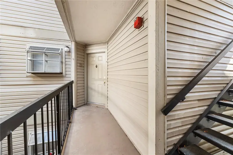 1964 Lake Atriums Cir #160, FL