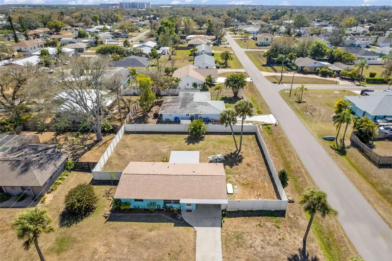 960 Darwin Rd, FL