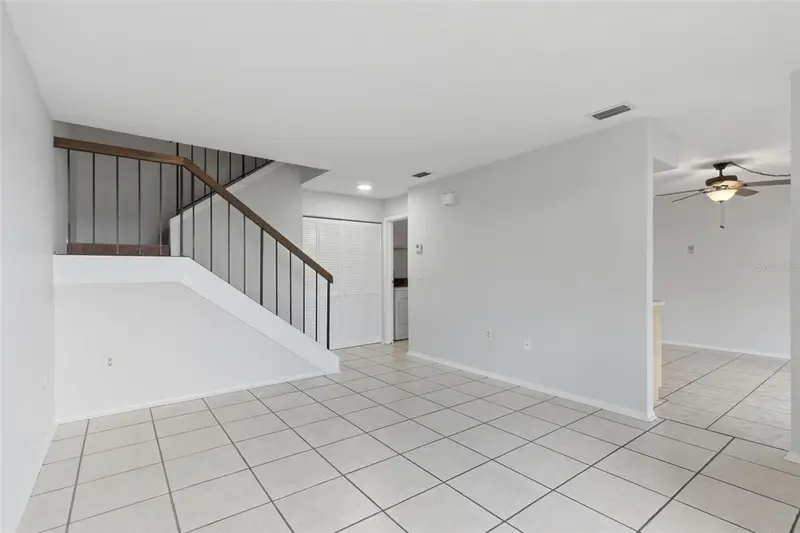 526 Heatherton Vlg, FL