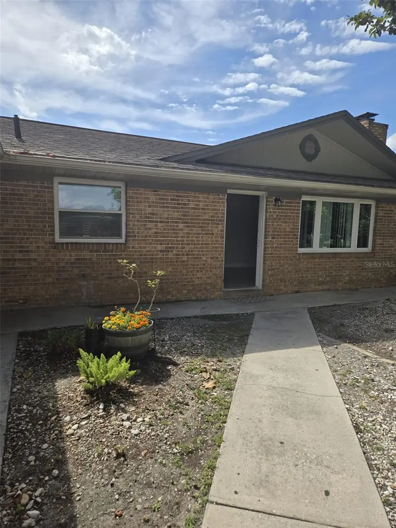 1420 Simmons Rd, FL