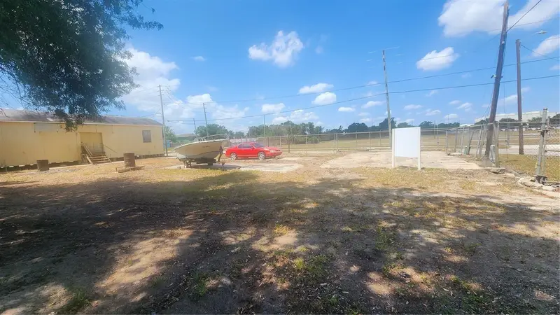 620 Doctors Ln, FL