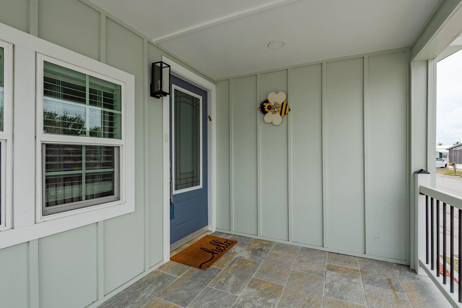 108 Dolphin Dr E, FL