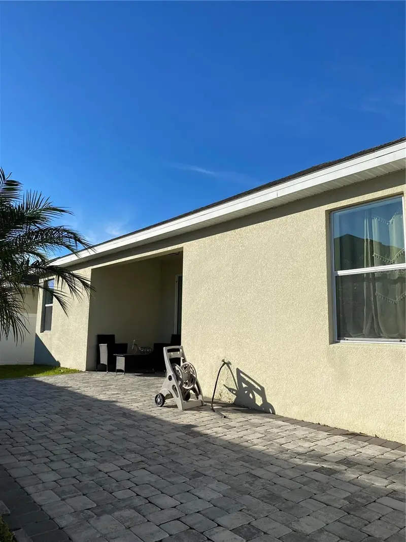 3016 Madelia Ln, FL