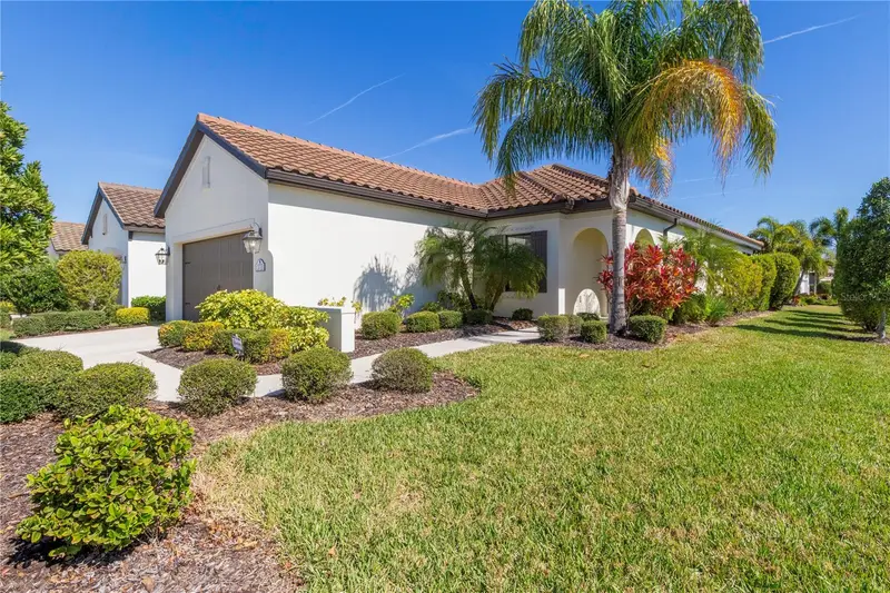 3723 Azurite Way, FL