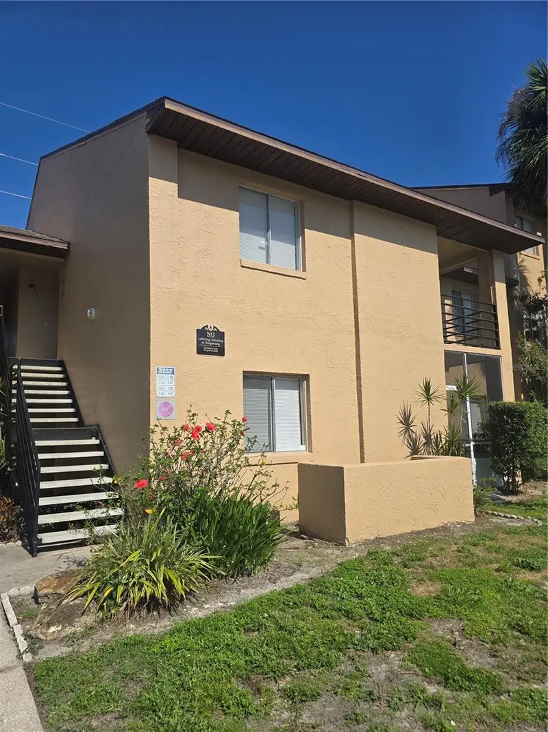 5232 Via Hacienda Cir #A217, FL