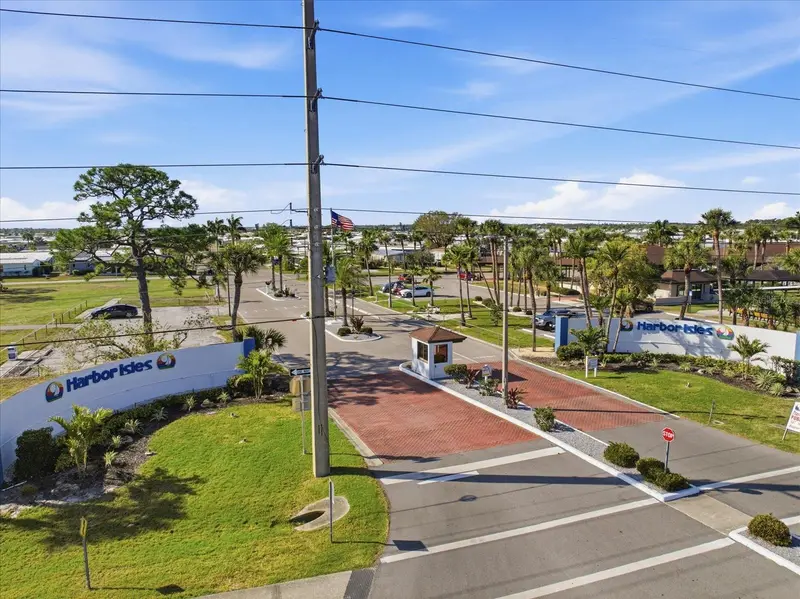 339 Outrigger Pl, FL