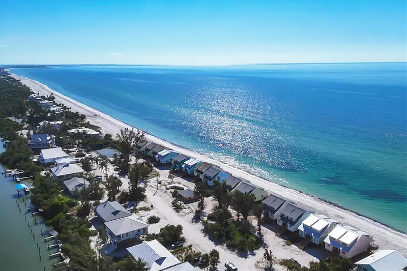 301 S Gulf Blvd #10, FL