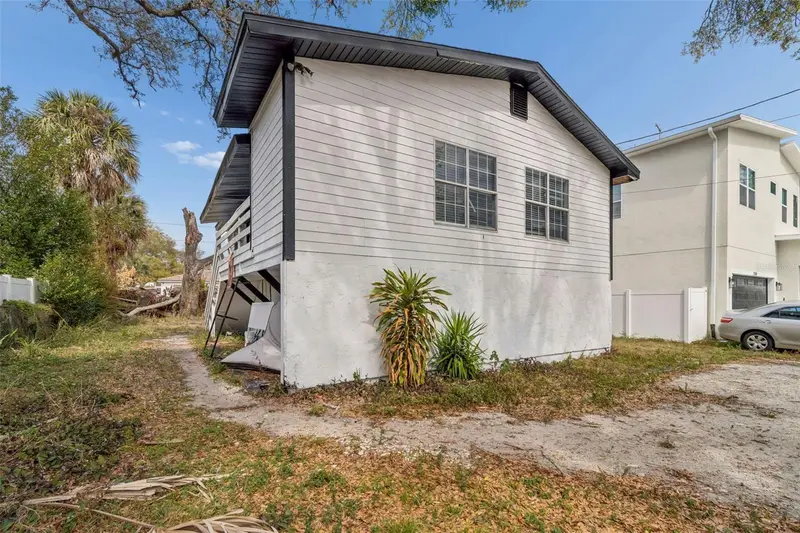 2402 Cassell St, FL
