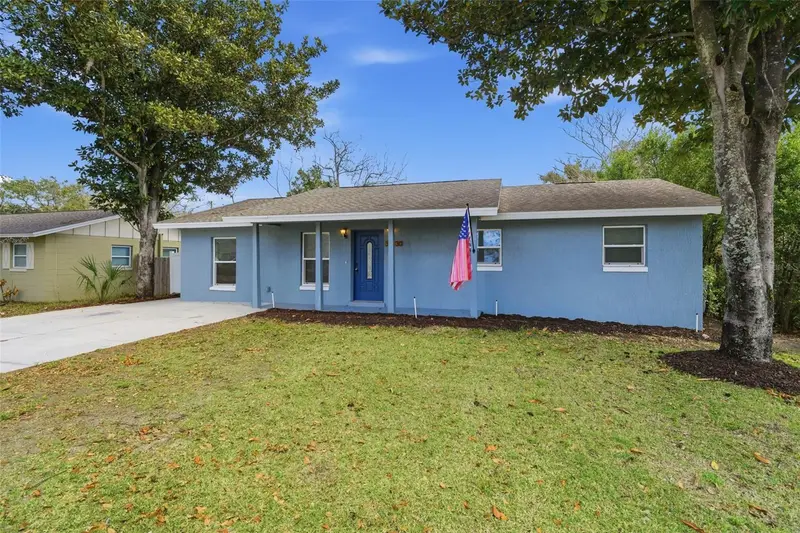 32730 Blossom Ln, FL
