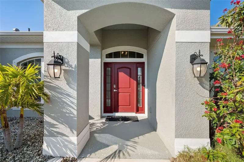 17 White Marsh Ln, FL