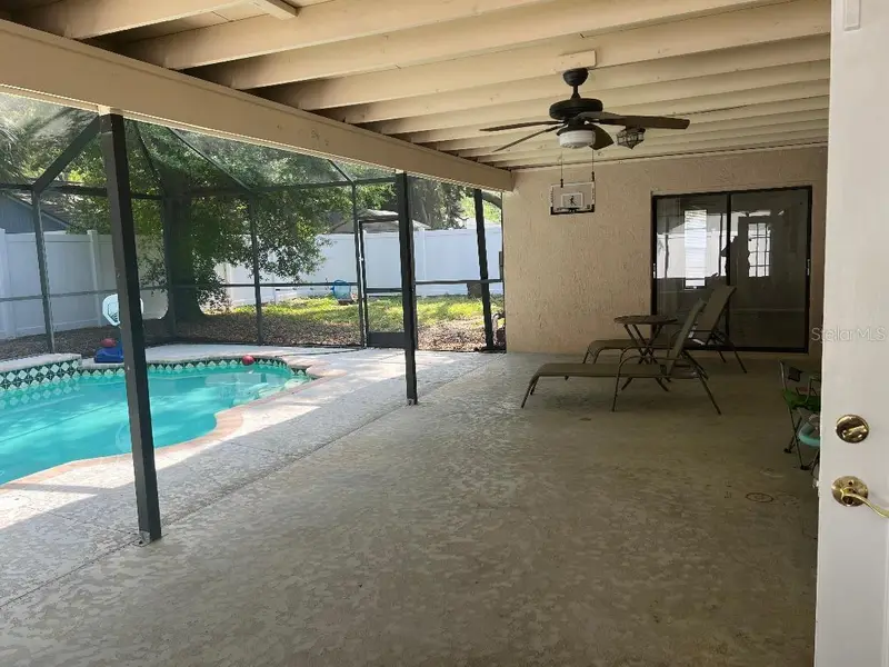 200 Arbor Dr W, FL