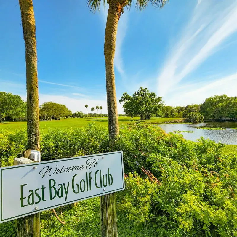 225 Country Club Dr #F-1401, FL
