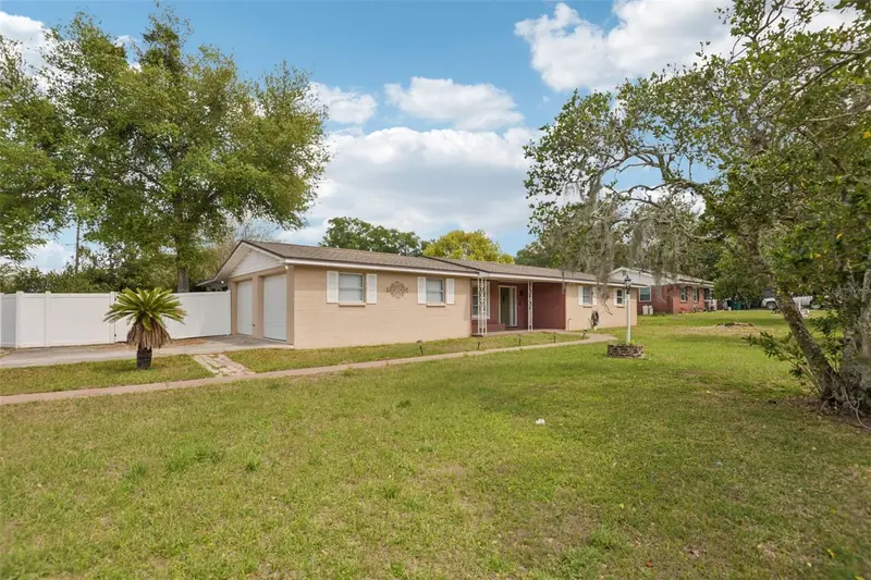 5942 13th St, FL