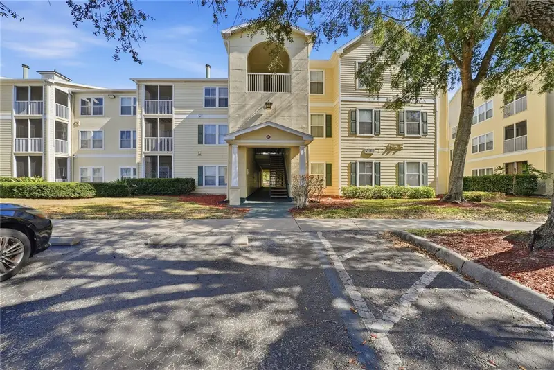 18311 Bridle Club Dr, FL