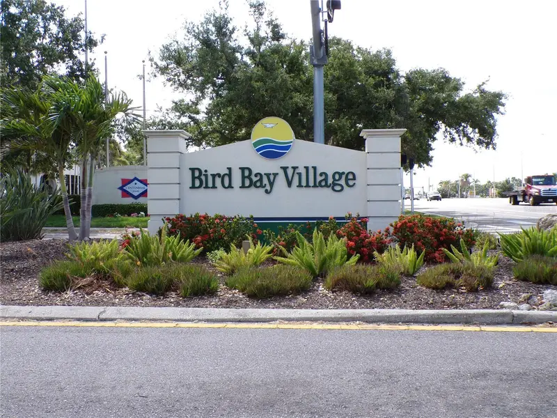634 Bird Bay Dr E #102, FL