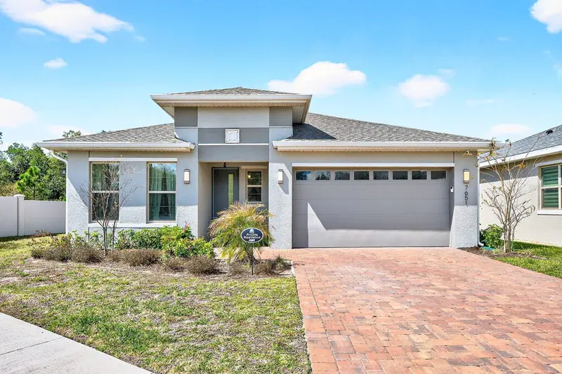 7651 Five Oaks Dr, FL