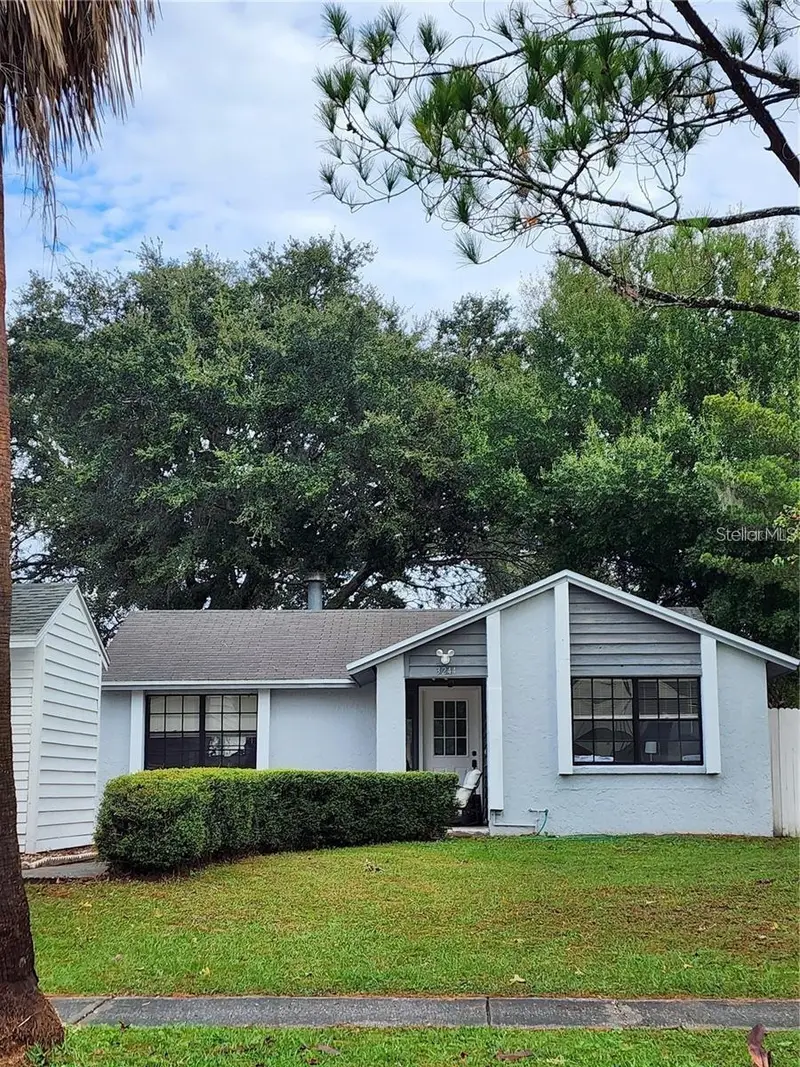 3244 Fox Lake Dr, FL