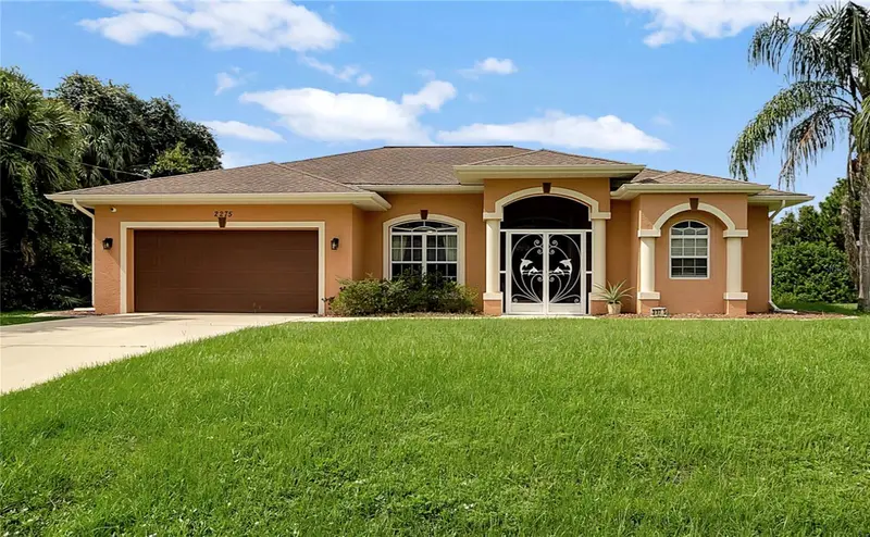 2275 Homestead Cir, FL