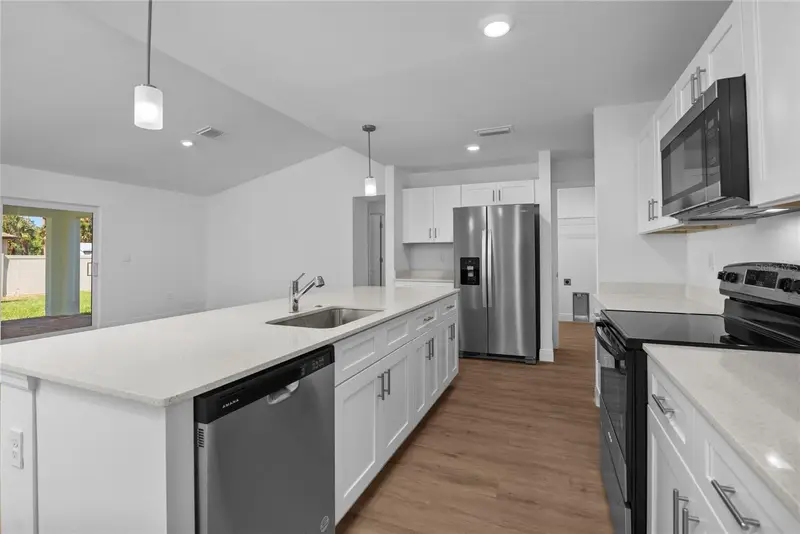 6117 Balboa Ter, FL