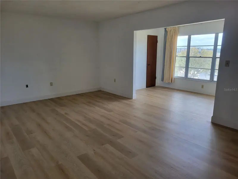 9950 62nd Ter N #404, FL