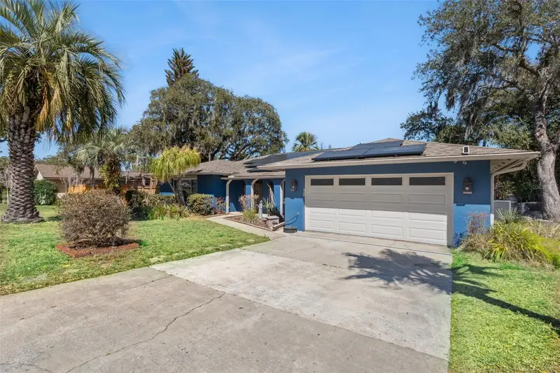 76 Sweetbriar Br, FL