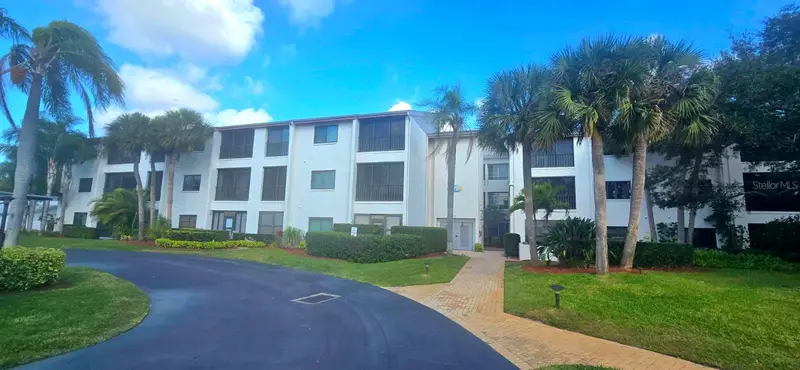 1001 Tartan Dr #302, FL