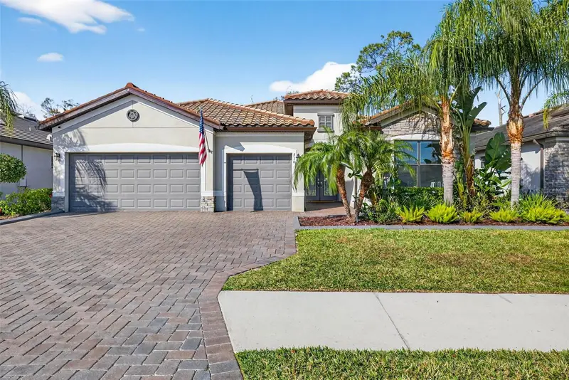 710 Acacia Ct, FL