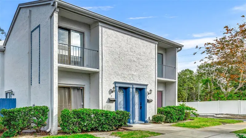 8800 Bardmoor Blvd #12, FL
