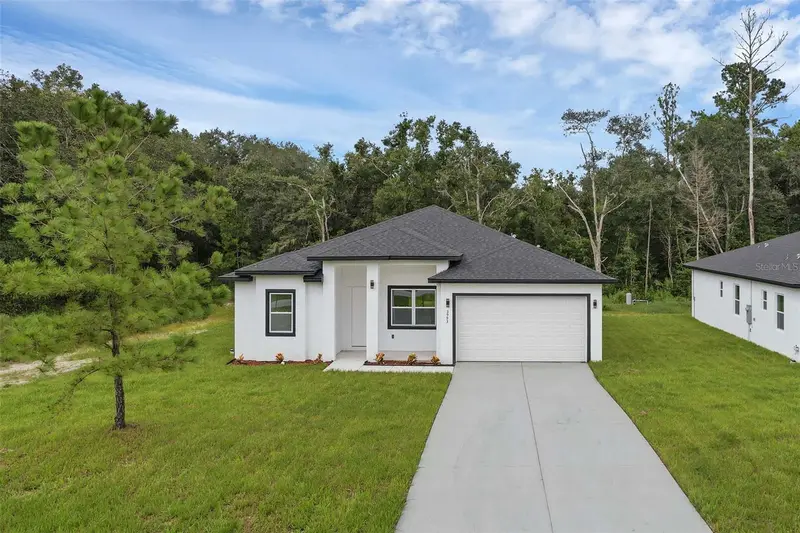 20563 Sw Rainbow Lakes Blvd, FL