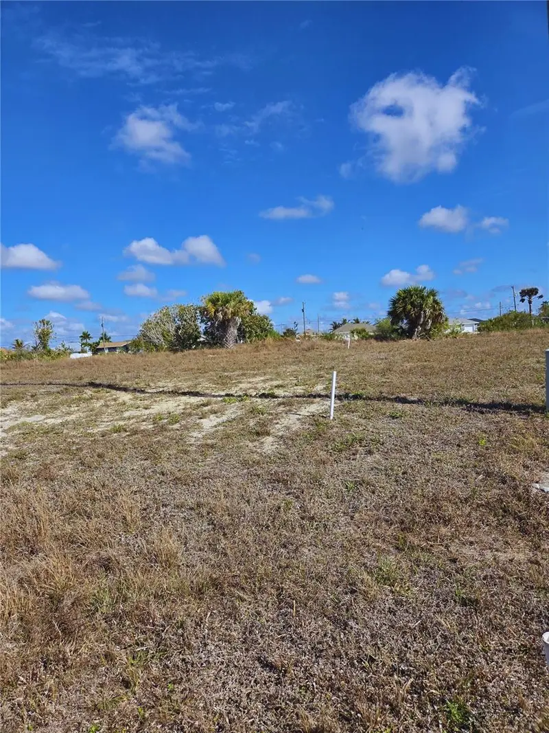 1029 Nw 18th St, FL