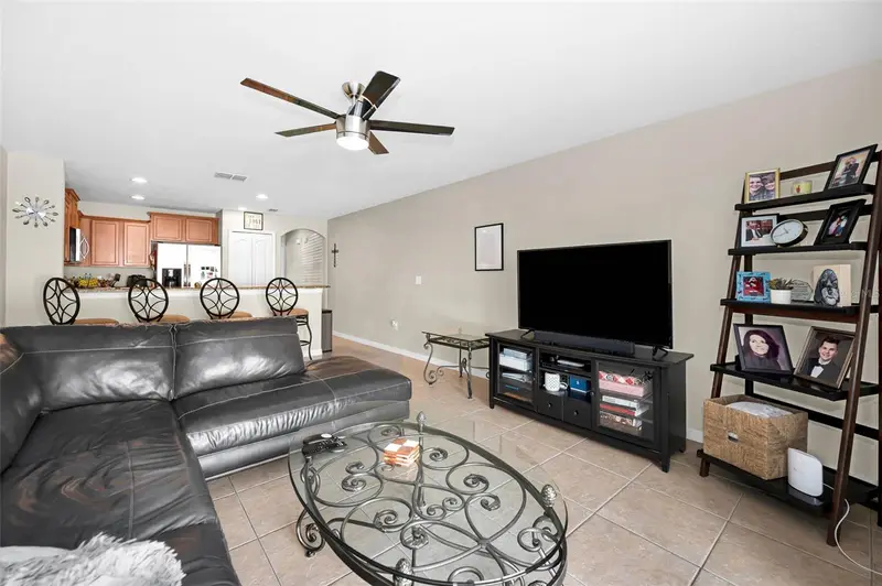 9736 Trumpet Vine Loop, FL