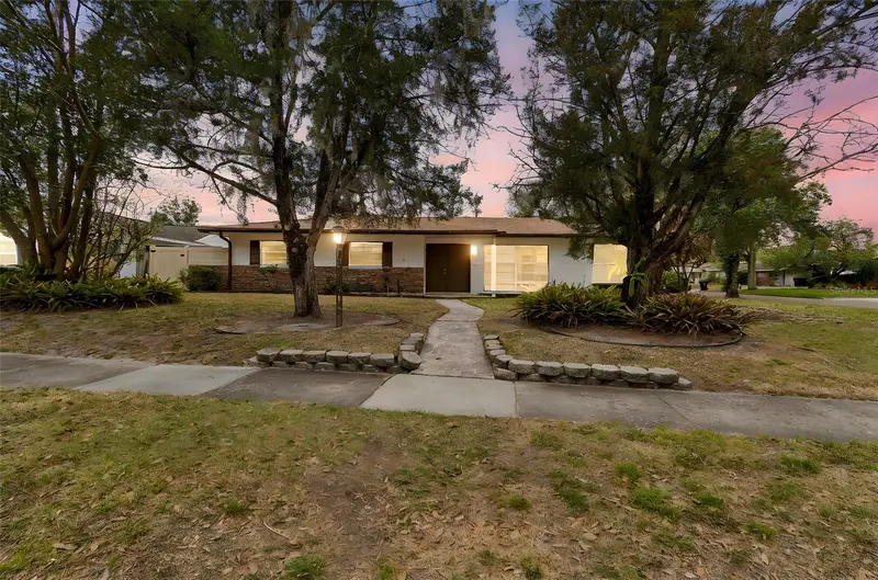 2708 Lion Heart Rd, FL