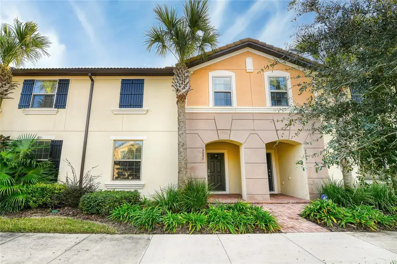 9047 Rhodes St, FL