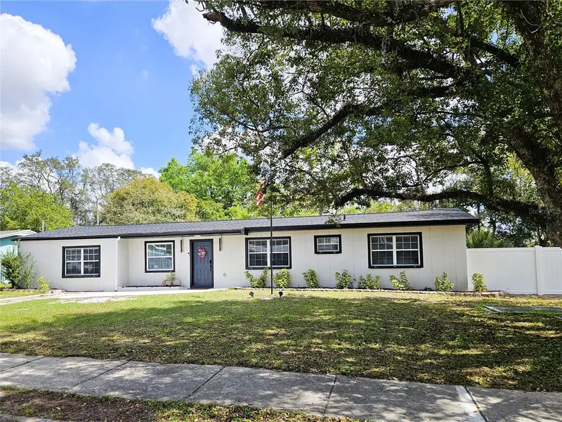 8711 N Wick Pl, FL