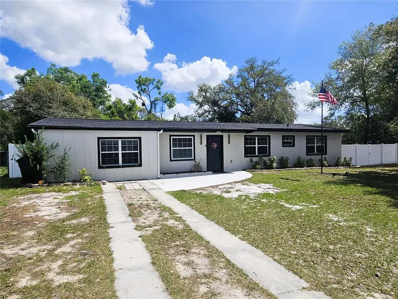 8711 N Wick Pl, FL