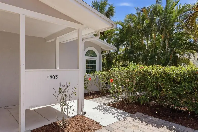 5803 De Palmas Ave, FL
