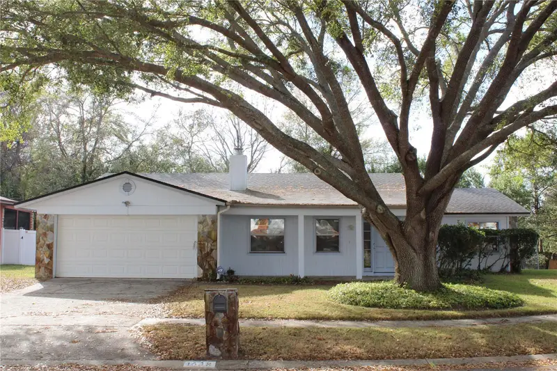 1638 Lamplighter Way, FL