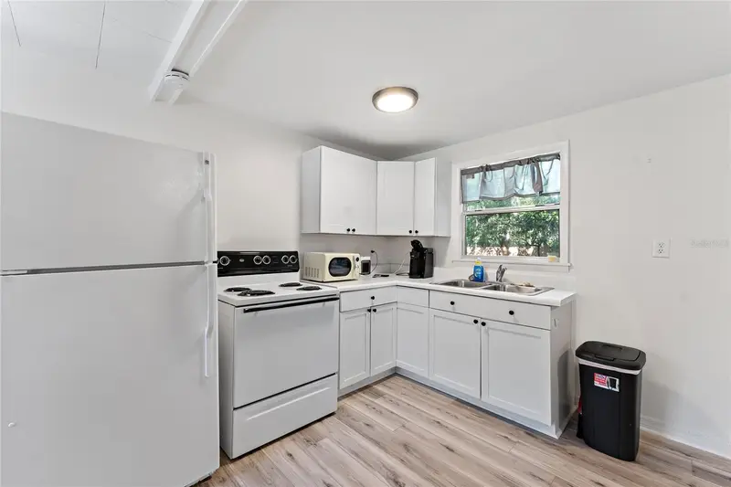 8533 W Miss Maggie Dr, FL