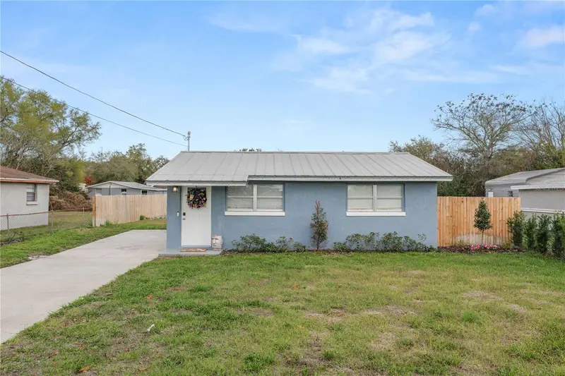 272 Avenue A, FL
