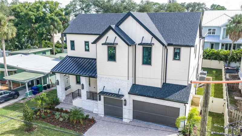 4316 W Corona St, FL
