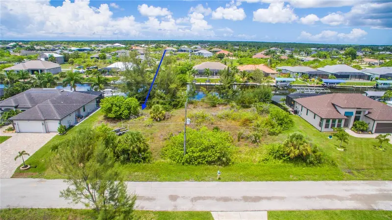 8096 Antwerp Cir, FL